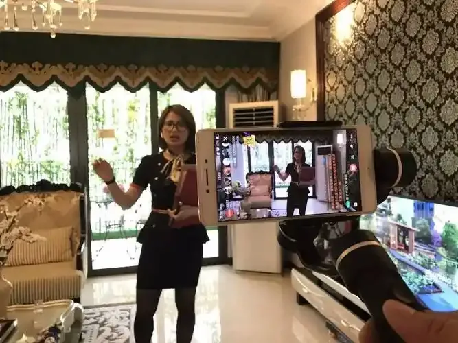 黄色直播用户评价头像